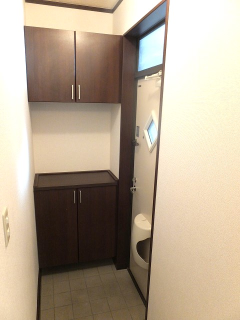 玄関　上下段シューズボックス