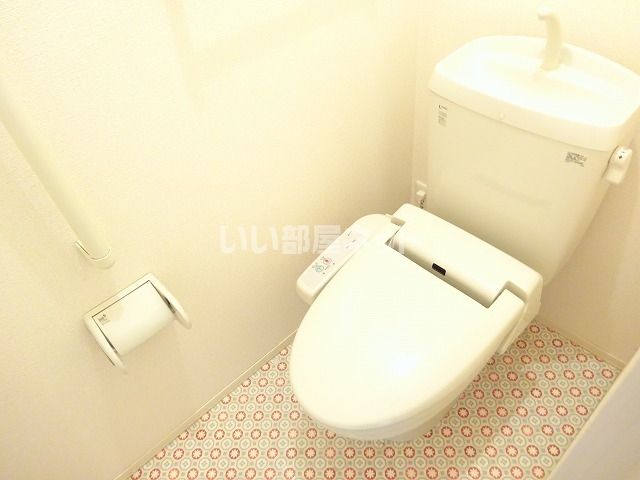 【オワゾー・ブルーのトイレ】