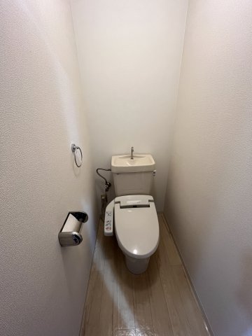 【松島フラットのトイレ】