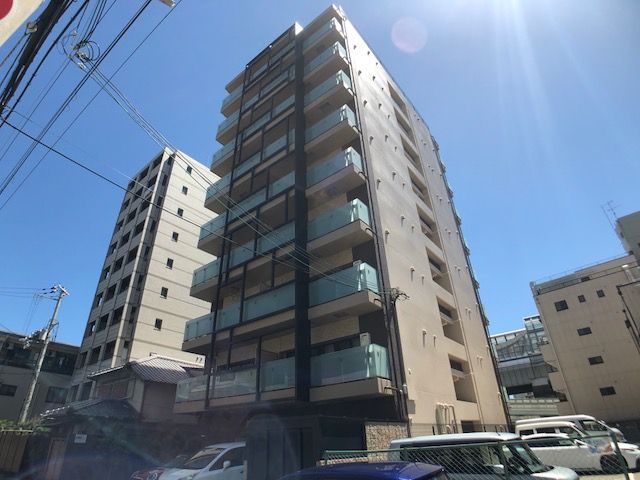 神戸市東灘区深江本町のマンションの建物外観