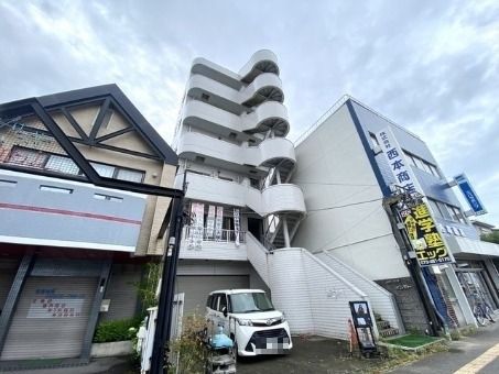 和歌山市広瀬通丁のマンションの建物外観