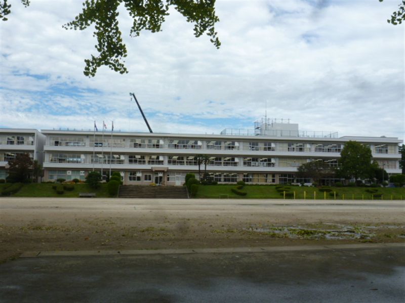 【レクセルプラザ守谷１１０２号室の小学校】