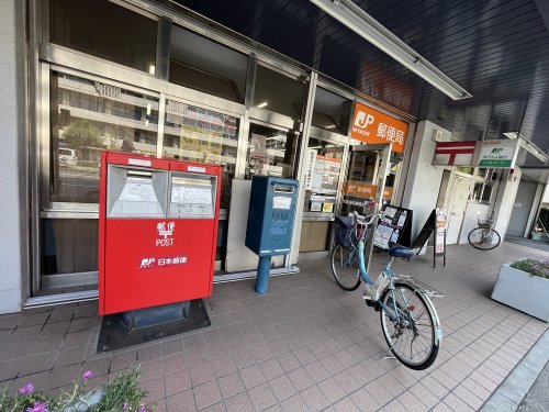 【大阪市中央区谷町のマンションの郵便局】