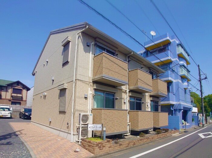 【エスポワールの建物外観】