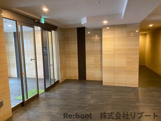 【LIME RESIDENCE HIGASHINAKAYAMAのロビー】