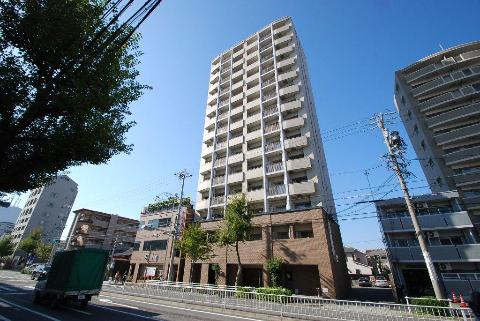 ベルファース川原通の建物外観