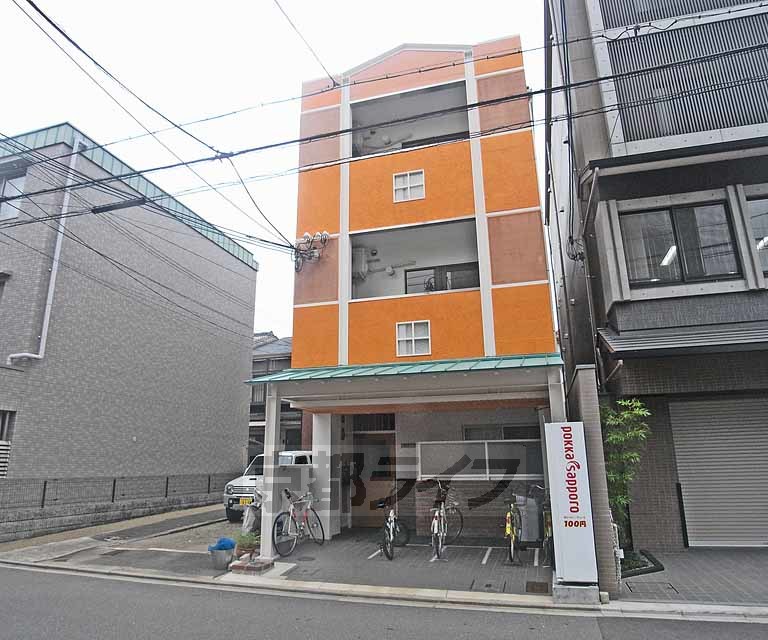 京都市北区長乗東町のマンションの建物外観