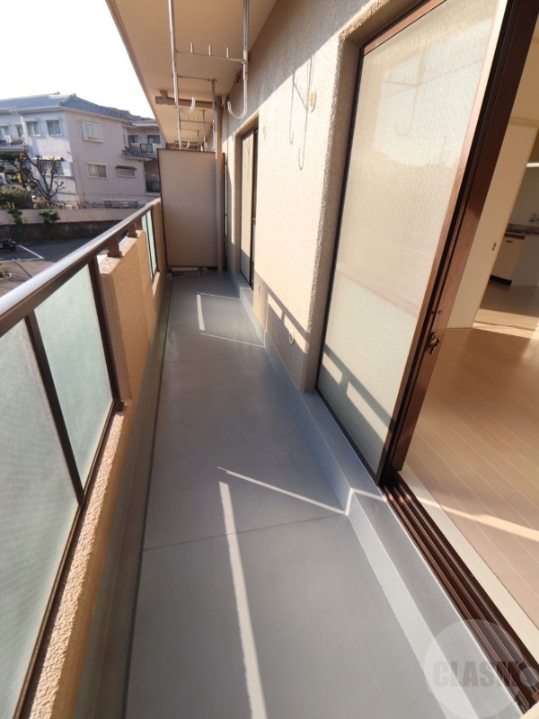 バルコニー　南向きのバルコニー
