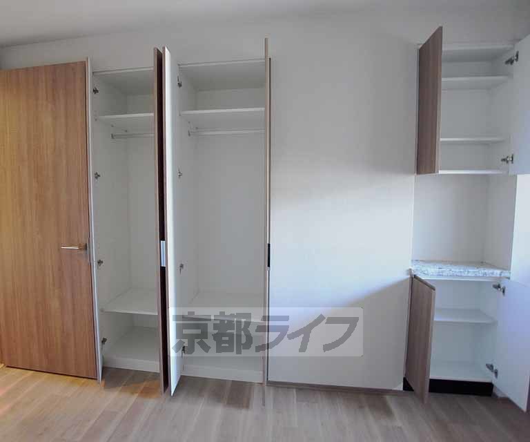 収納　プライベートルームに良い感じの収納あります。