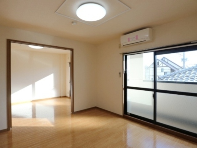 居室・リビング　リビング