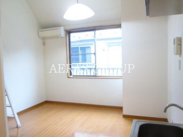 居室・リビング　内装