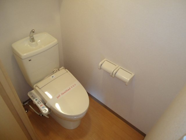 トイレ　シャワー付トイレ