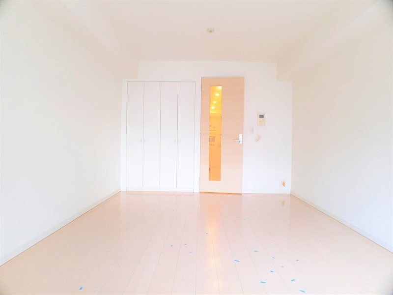 居室・リビング　別号室参考写真