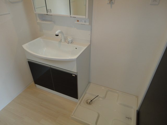 洗面設備　洗髪洗面化粧台