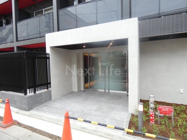 エントランス　クラリッサ横浜ロッソ