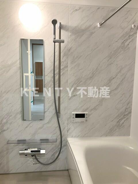 バス・シャワールーム　ゆったり過ごせるお風呂です