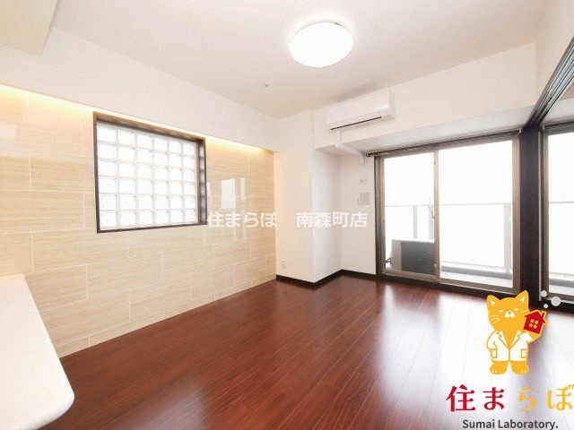 居室・リビング　「“合う暮らし”を、LINEで一緒に描こう。」