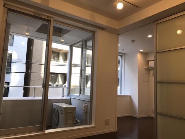 居室・リビング　写真は同タイプ住居です。