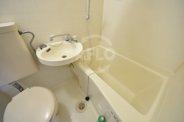 洗面設備　今井商事27ビル　洗面台