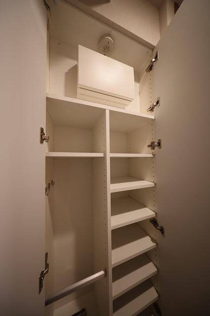 収納　クローゼット付き