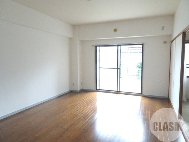 居室・リビング　広々リビング♪