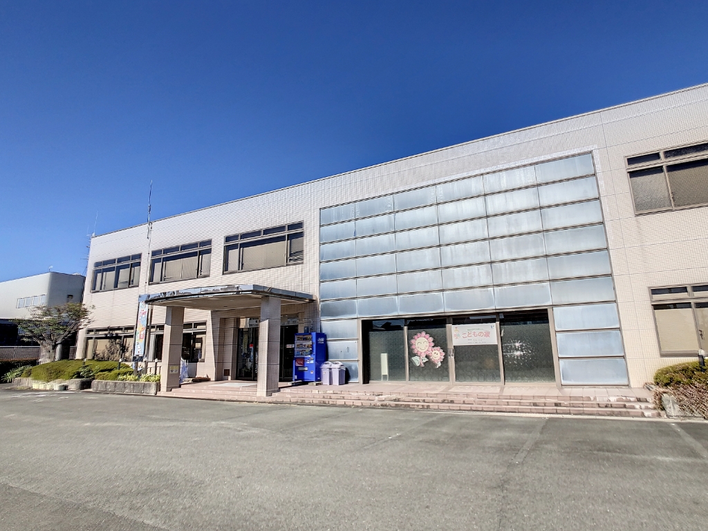 その他　子育て支援センター　こどもの家（その他）まで547m