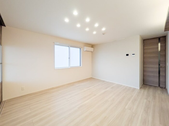 居室・リビング　リビング