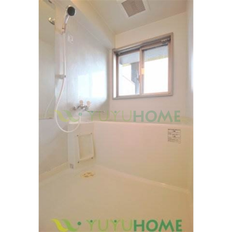 バス・シャワールーム　※間取り・設備等に相違がある場合は、現状優先※