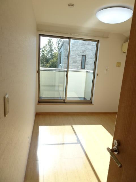 その他設備　家族それぞれの個室確保