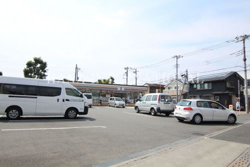 コンビニ　セブン－イレブン調布ヶ丘２丁目店（コンビニ）まで791m