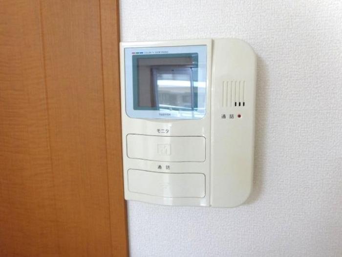 セキュリティ　来客時にお部屋から確認できるモニター付きドアホン♪