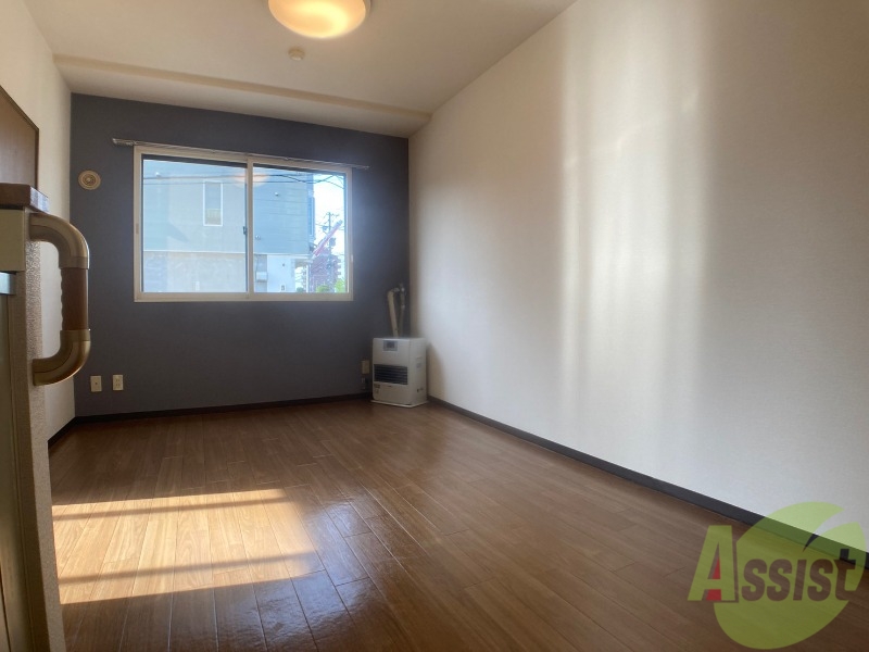居室・リビング　広くてキレイなお部屋が広がっていて、充実した生活が送れそう。