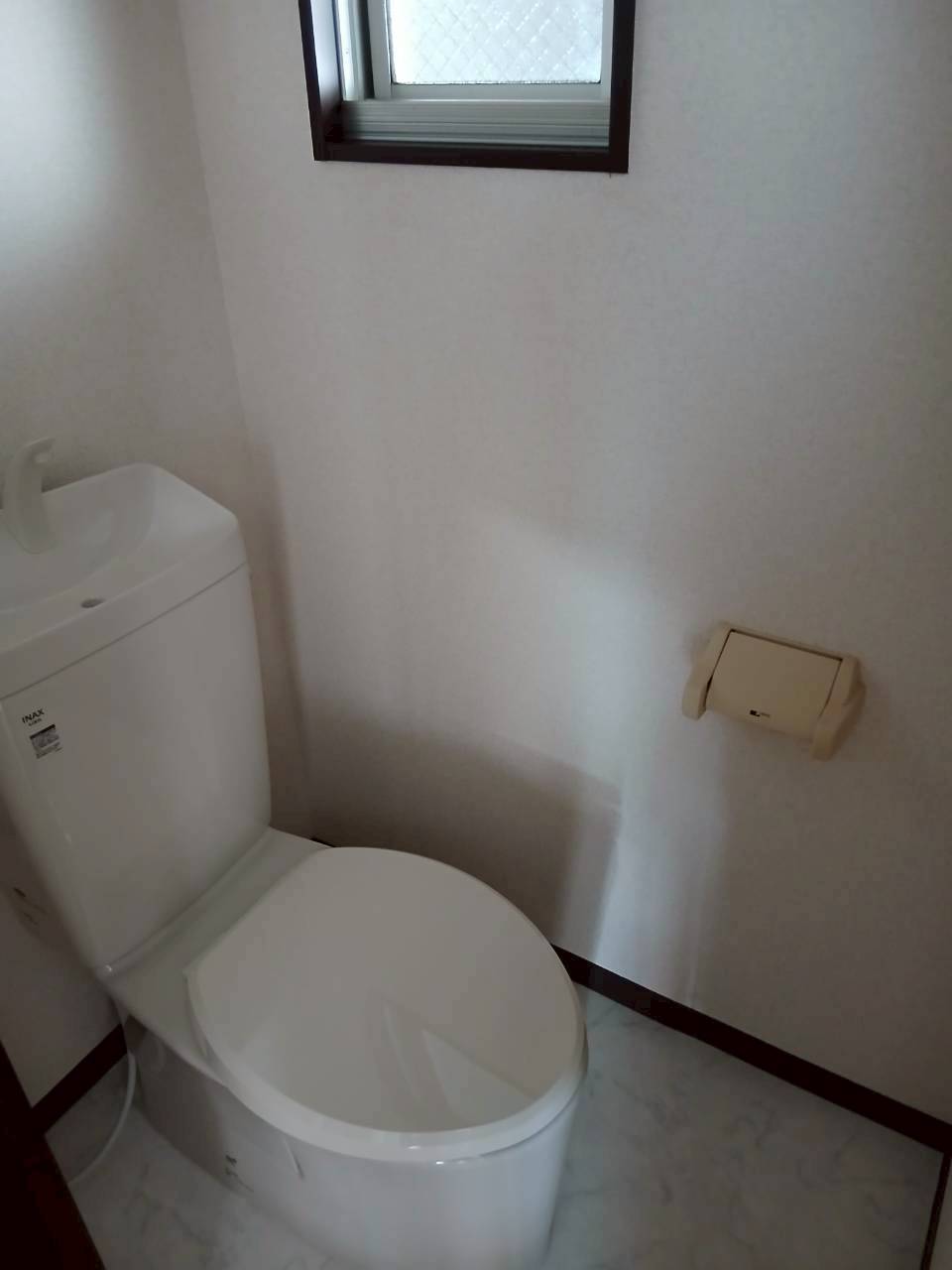トイレ　シンプルで使いやすいトイレです