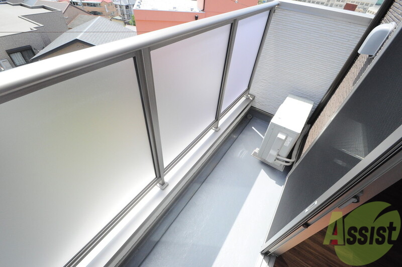 バルコニー　やっぱり最上階のお部屋は風通しが違います。心地よいですよ