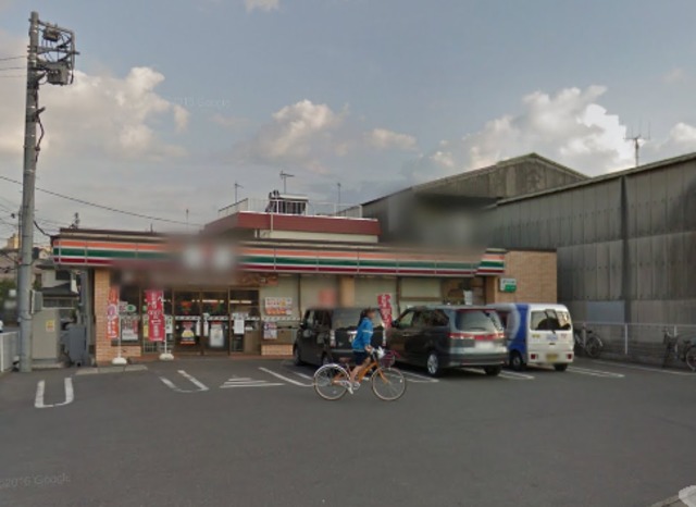 コンビニ　セブンイレブン新座大和田店（コンビニ）まで686m