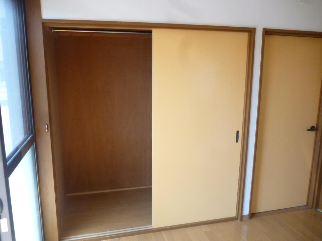 ラッキープレイスAの内装写真