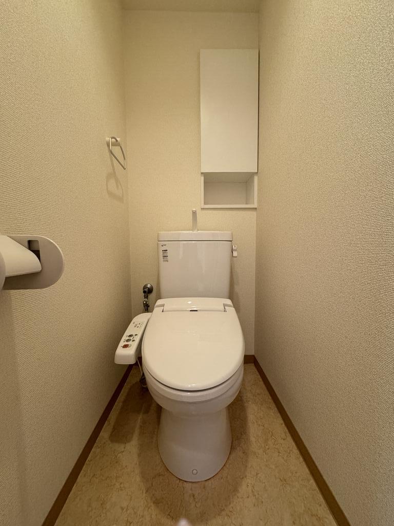 トイレ　シャワートイレ