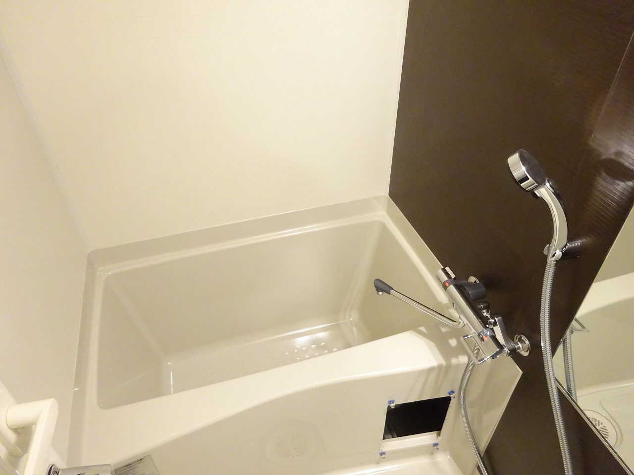 バス・シャワールーム　浴室乾燥付き☆