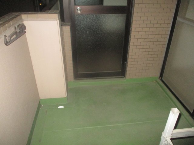 地下鉄四つ橋線 住之江公園駅 徒歩11分 14階建 築32年の内装写真