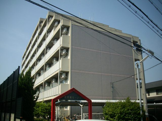 京都市山科区音羽乙出町のマンションの建物外観