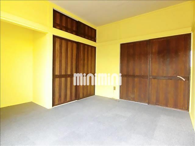 居室・リビング　６帖のカーペットのお部屋です。