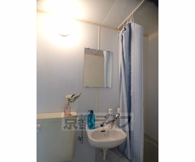 洗面設備　洗面台です。