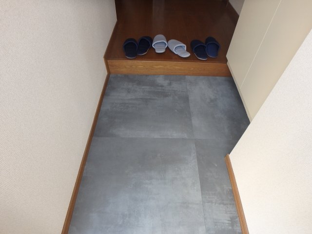 玄関　シンプルで使いやすい玄関です