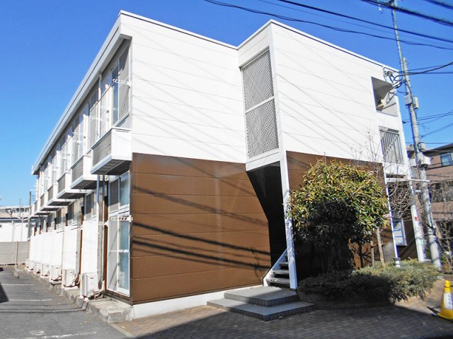 神奈川県川崎市宮前区南平台（アパート）の賃貸物件の外観