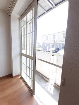 バルコニー　ベランダ