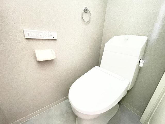 【ＧＡＲＡＧＥ　ＨＯＵＳＥ　南光台のトイレ】