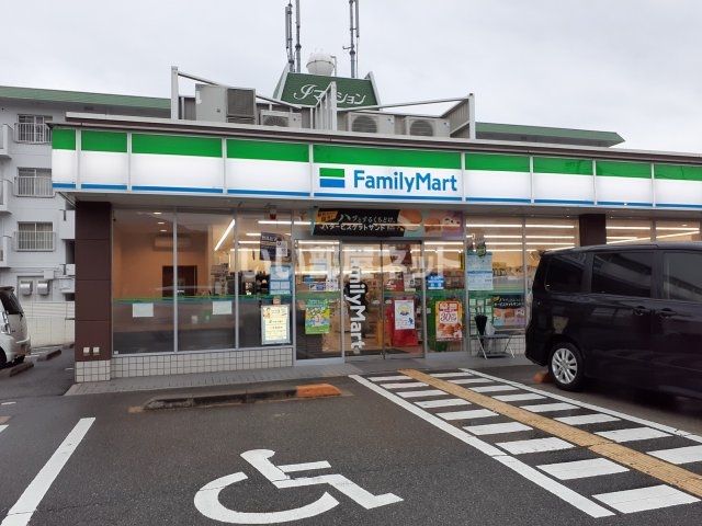 コンビニ　ファミリーマート 広峰店（コンビニ）まで117m