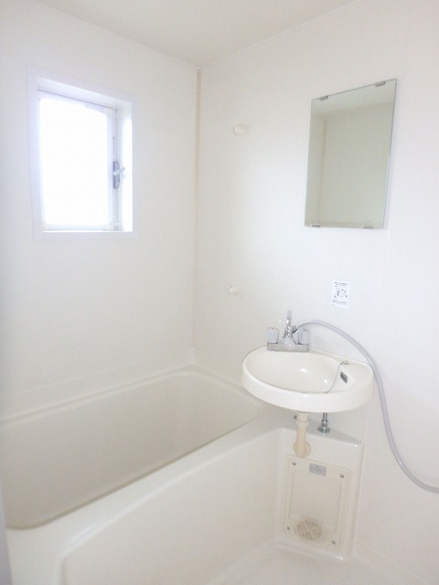 バス・シャワールーム　バス・洗面