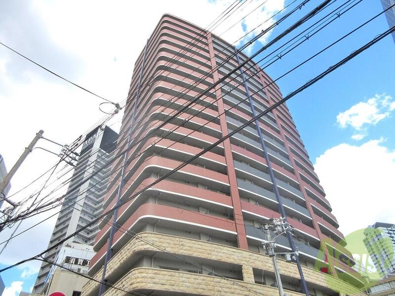 【カスタリアタワー肥後橋の建物外観】