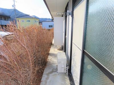 バルコニー　洗濯物を外干しできます